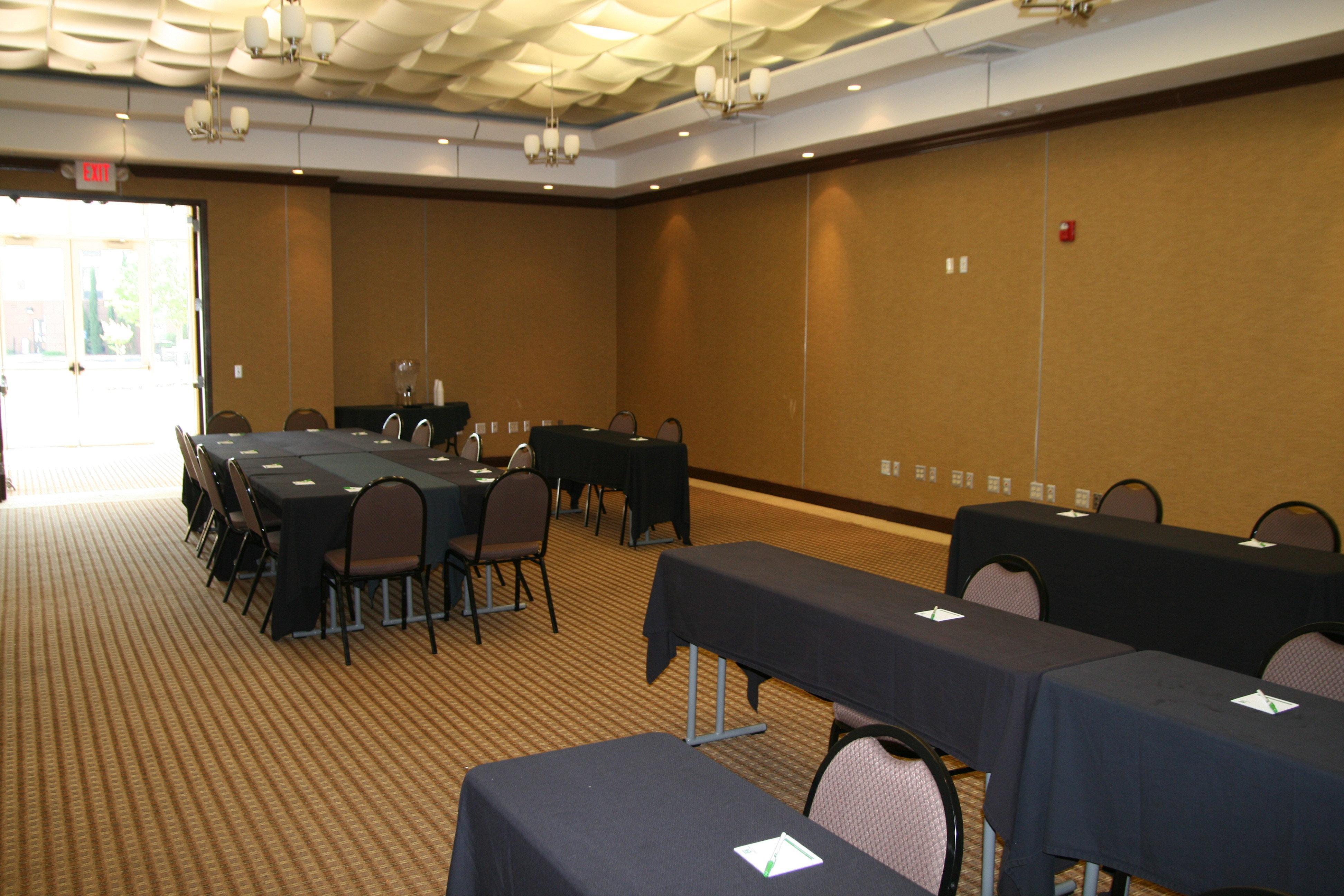 Holiday Inn Macon North By Ihg Bagian luar foto