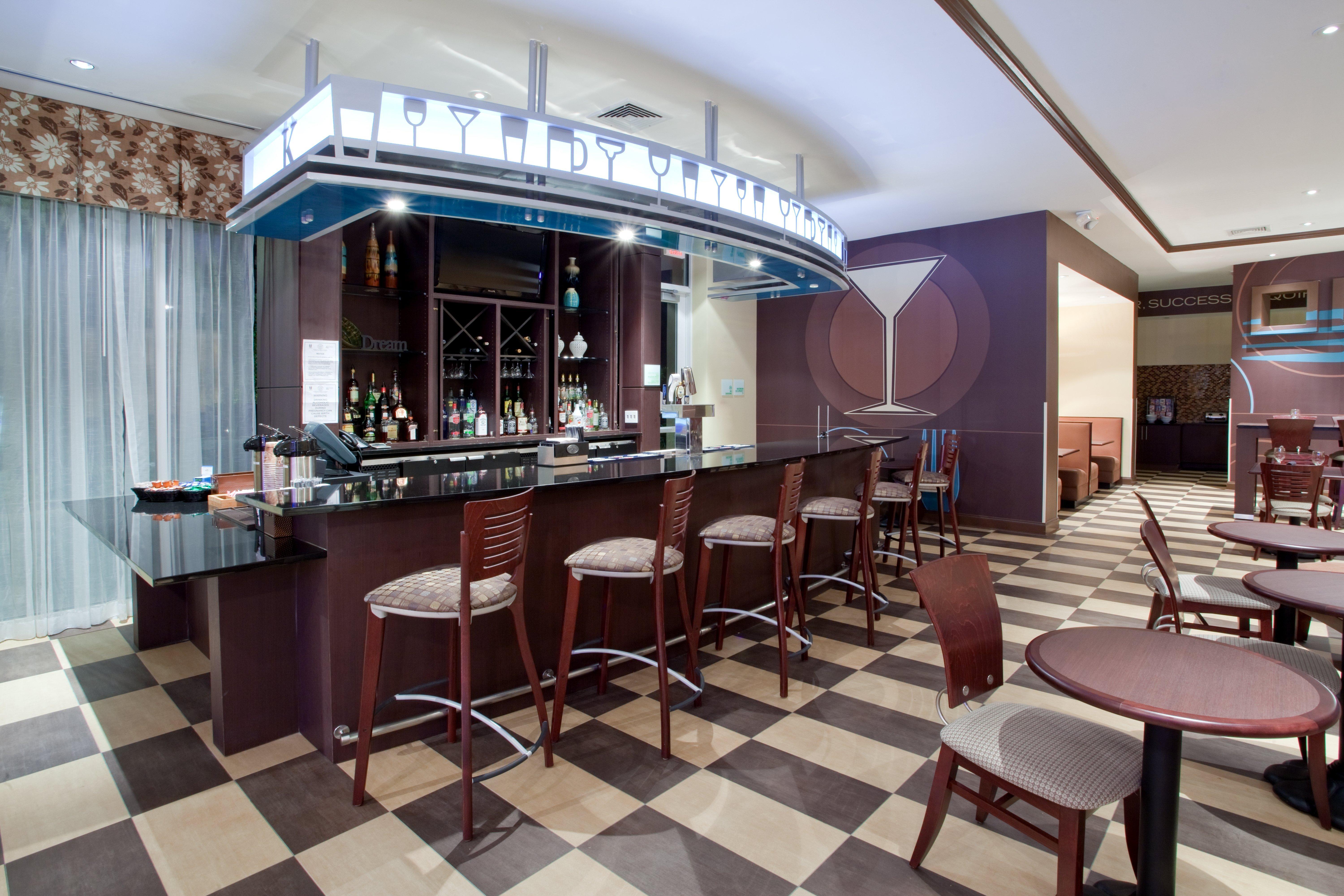 Holiday Inn Macon North By Ihg Bagian luar foto
