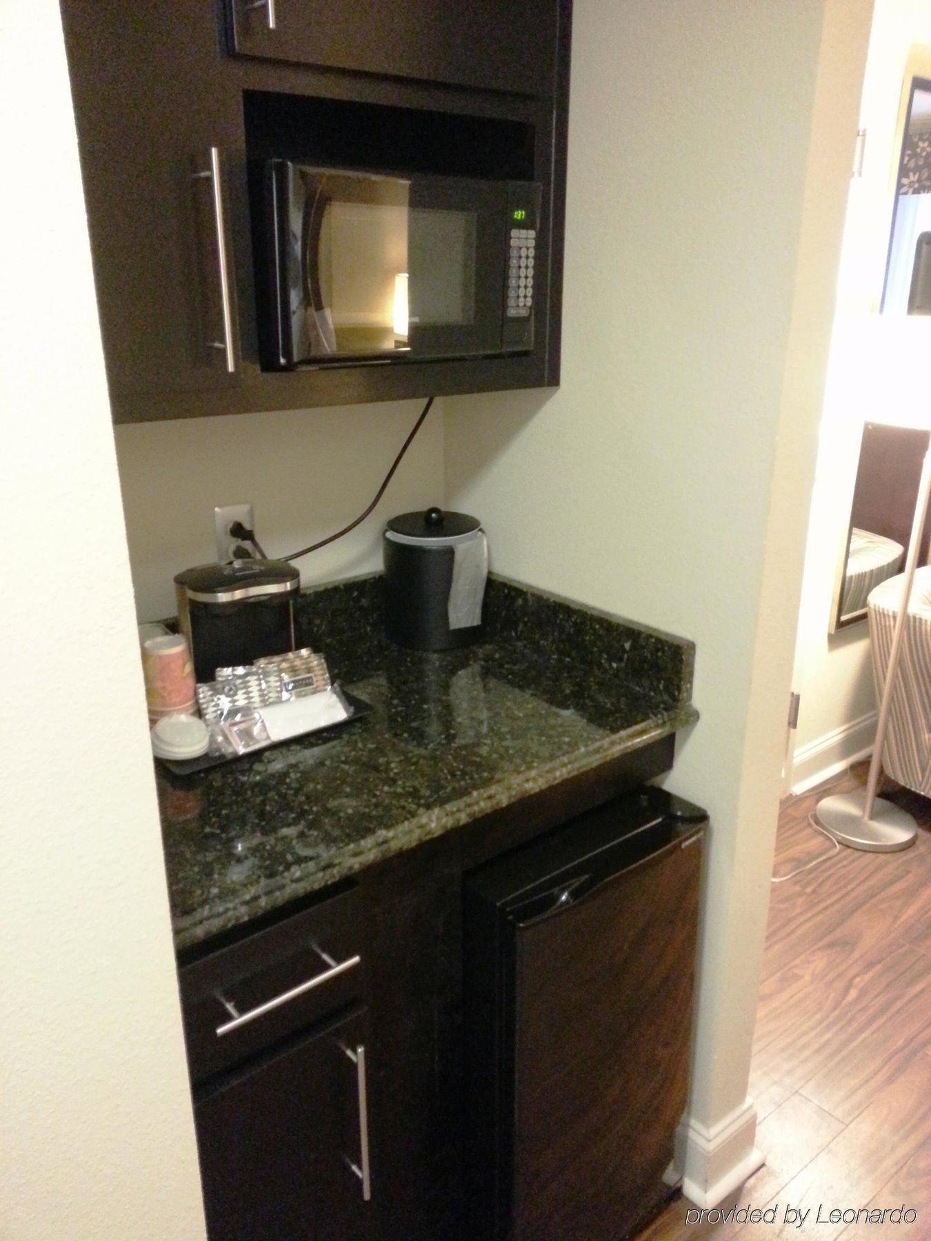 Holiday Inn Macon North By Ihg Bagian luar foto